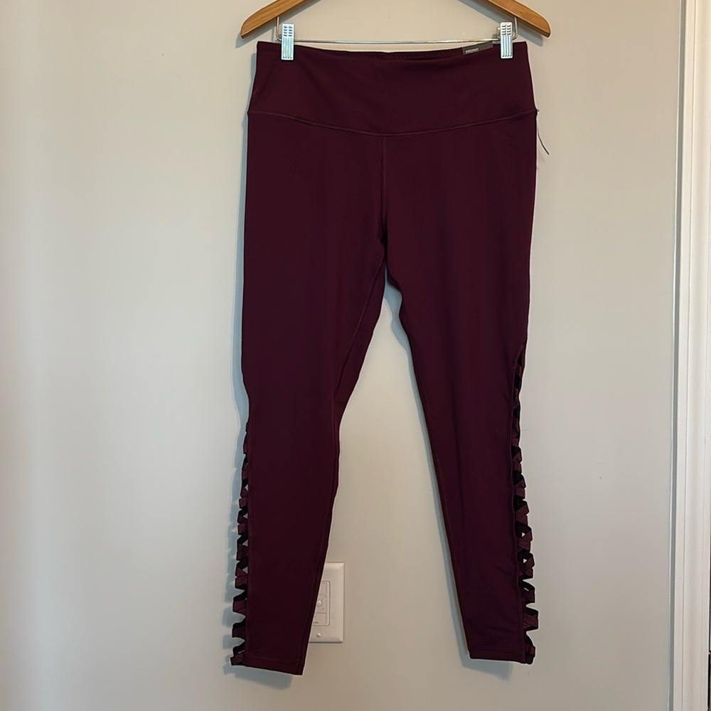Victoria’s Secret Sport Knockout Criss Cross Wine Colored Leggings NWT